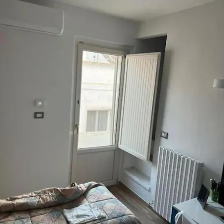 4-room Roof Maisonette In Centro Storico