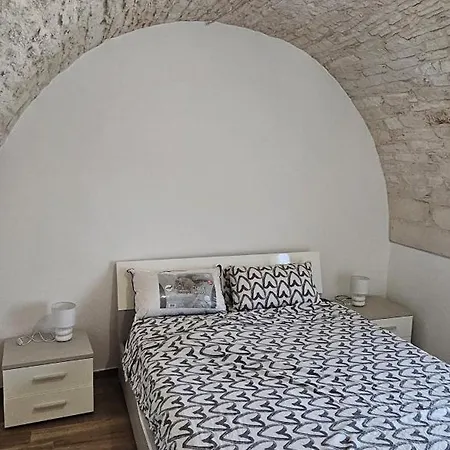 Rooftop Maisonette - Old Town By Trullovista Martina Franca